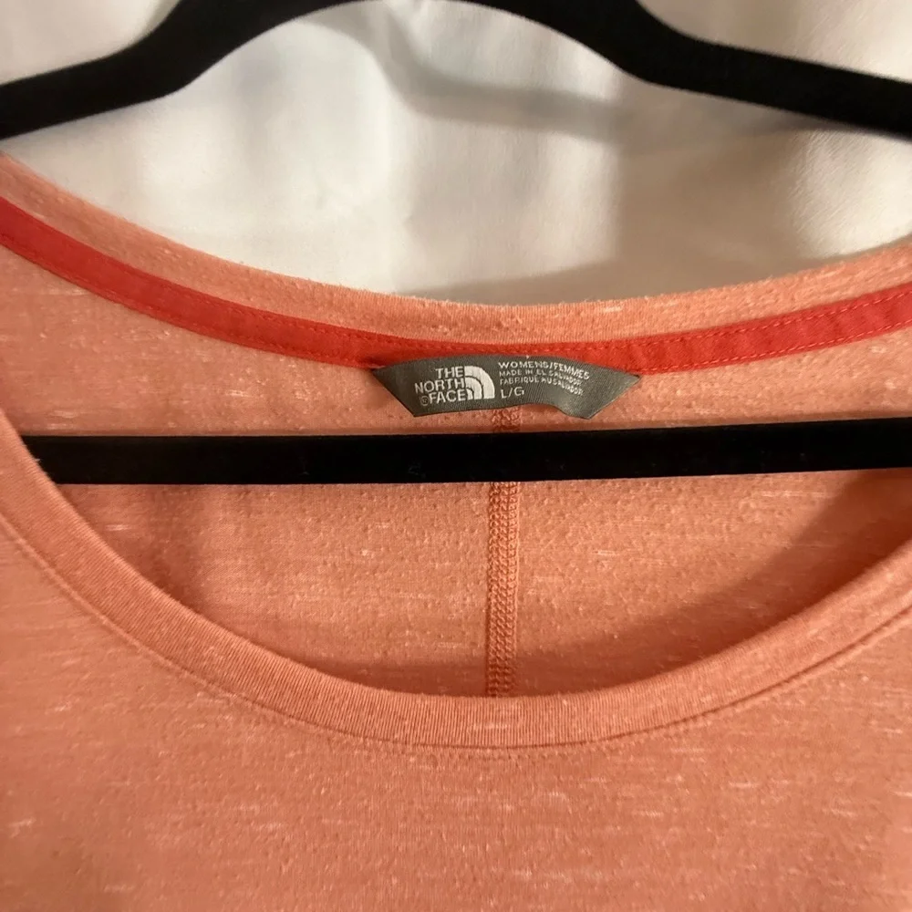 The North Face Coral Short Sleeve Women's Tee - Picture 2 of 4